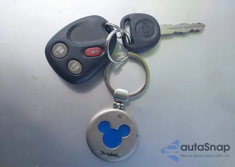 2003 Chevrolet Silverado K2500 Heavy Duty из США, поврежденный, VIN 1GCHK23103F196813